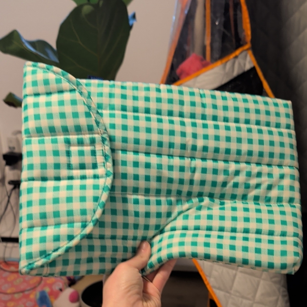 BAGGU Gingham Quilted Tablet Sleeve in Teal and White